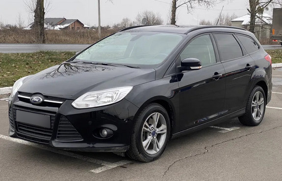 Ford Focus Turnier Automatik.html