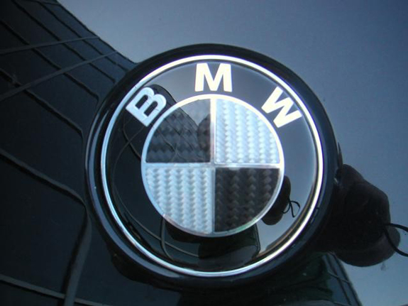 купить эмблема BMW Carbon 82 мм
